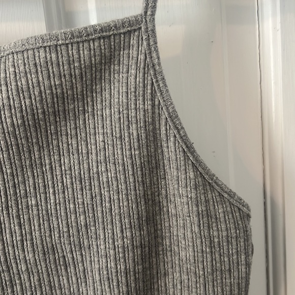 Gray Ribbed American Eagle Tank - Picture 4 of 4